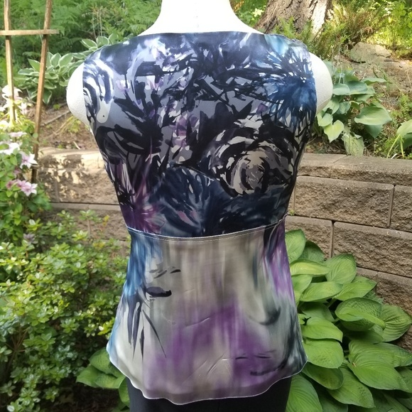 Elegant Sleeveless Silk Blouse Elie Tahari Nordstrom Beautiful Peacock Colors - Picture 5 of 5